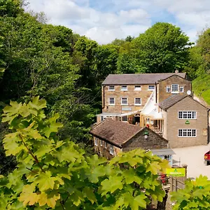 Hostel Yha Boggle Hole